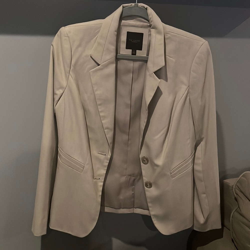 The Limited size 6 womens blazer